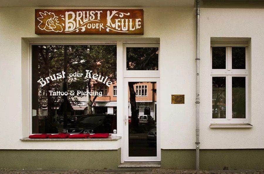 Tattoo & Piercing Berlin Studio Brust oder Keule Prenzlauer Berg